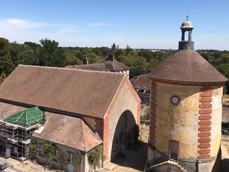 Restauration d’une couverture en tuile sur un monument historique