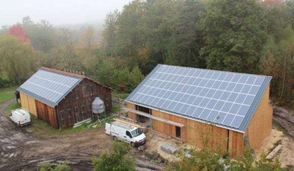 Installez des panneaux solaires sur vos bâtiments agricoles et faites des économies