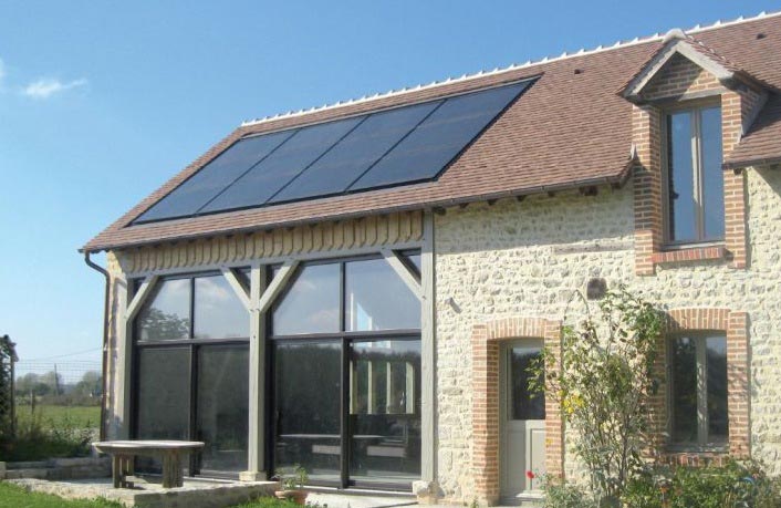 Des panneaux solaires sur vos maisons